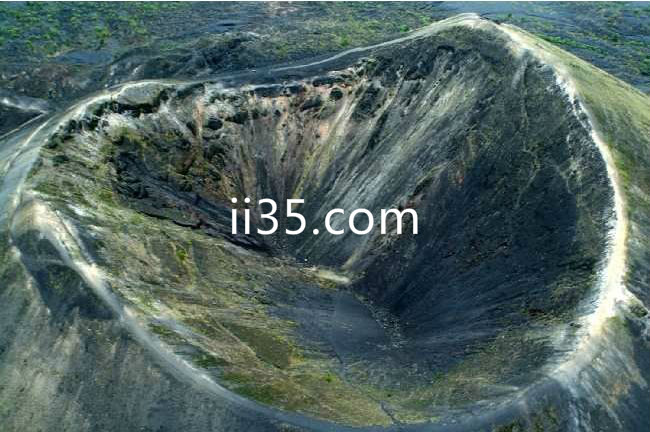 世界十大自然奇观之一：帕里库廷火山