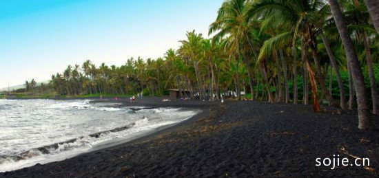 世界上最美的十五个黑色沙滩
