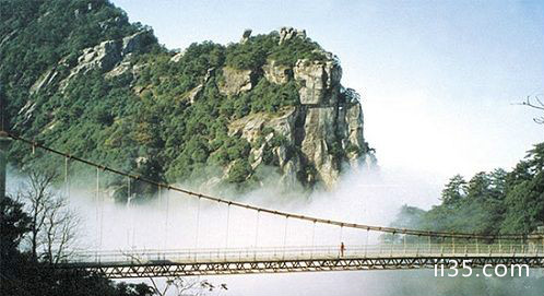 中国最美十大名山之一：庐山