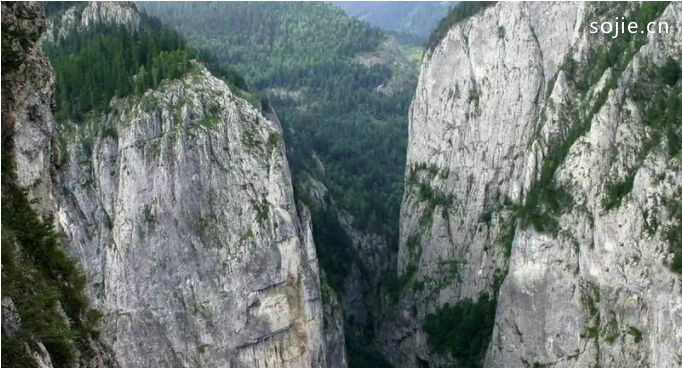 世界上最奇妙的峡谷排行榜：罗马尼亚东北部比卡兹峡谷