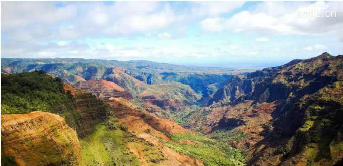 世界上最奇妙的峡谷排行榜：美国夏威夷考艾岛威美亚峡谷
