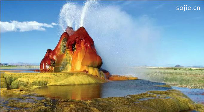 美国十大最美丽的旅游景点：内华达州黑岩沙漠飞喷泉