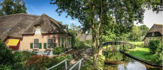 欧洲十大最美丽的村庄：荷兰希特霍伦