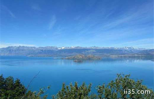 智利的卡雷拉湖