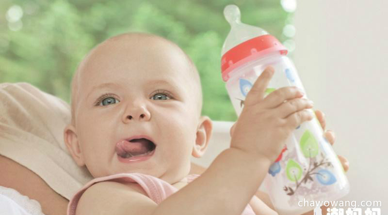 三段婴幼儿奶粉，助宝宝大脑全面发育